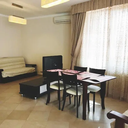 First Line Argo - 6 Person Family Appartamento